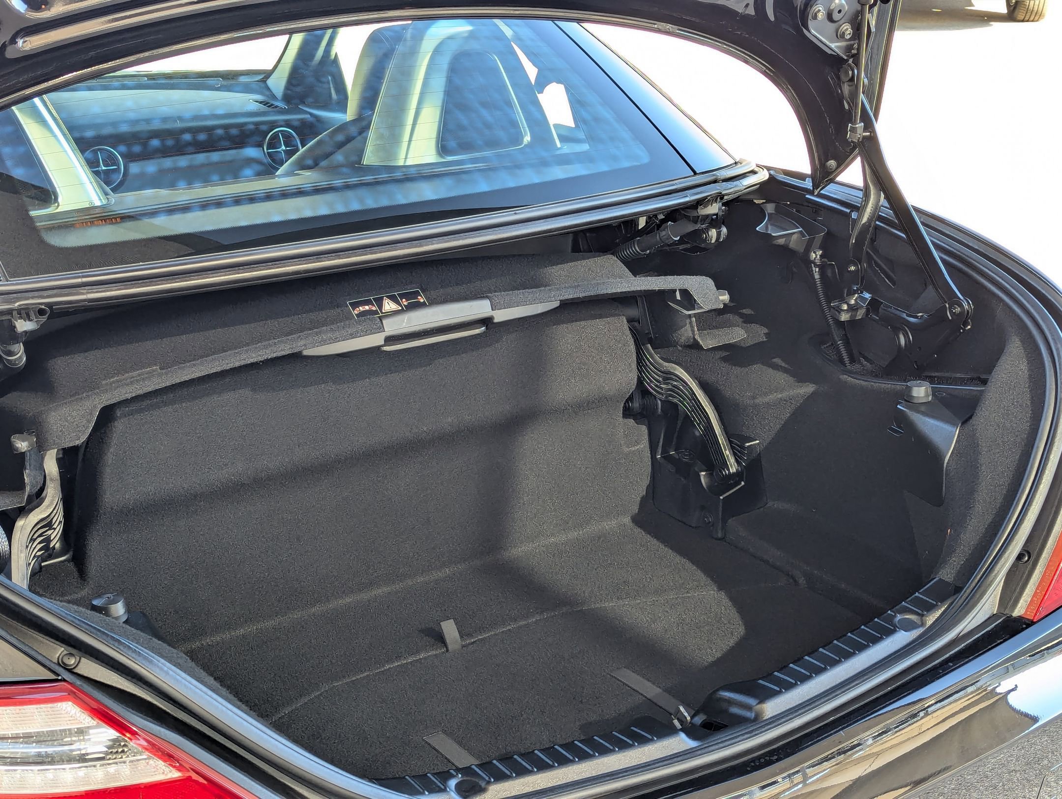 Used 2013 Mercedes-Benz SLK 250 image 21