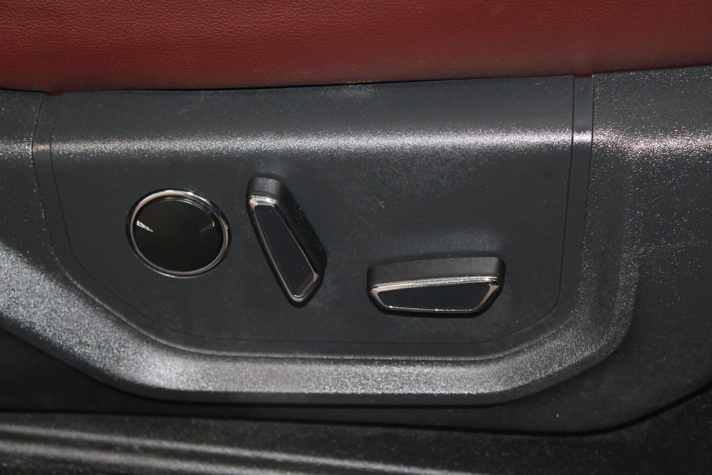 Used 2022 Ford Expedition Max Limited image 27