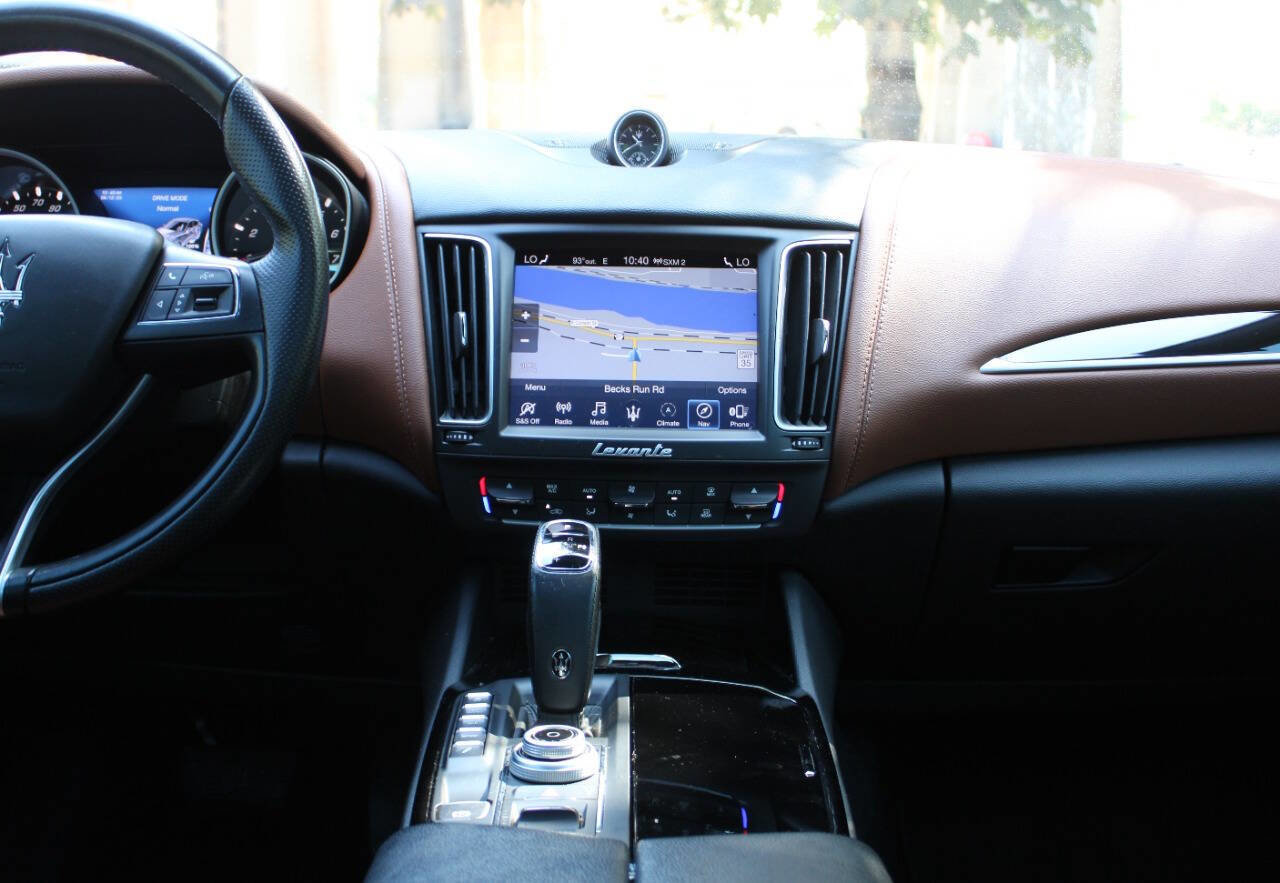 Used 2020 Maserati Levante image 18