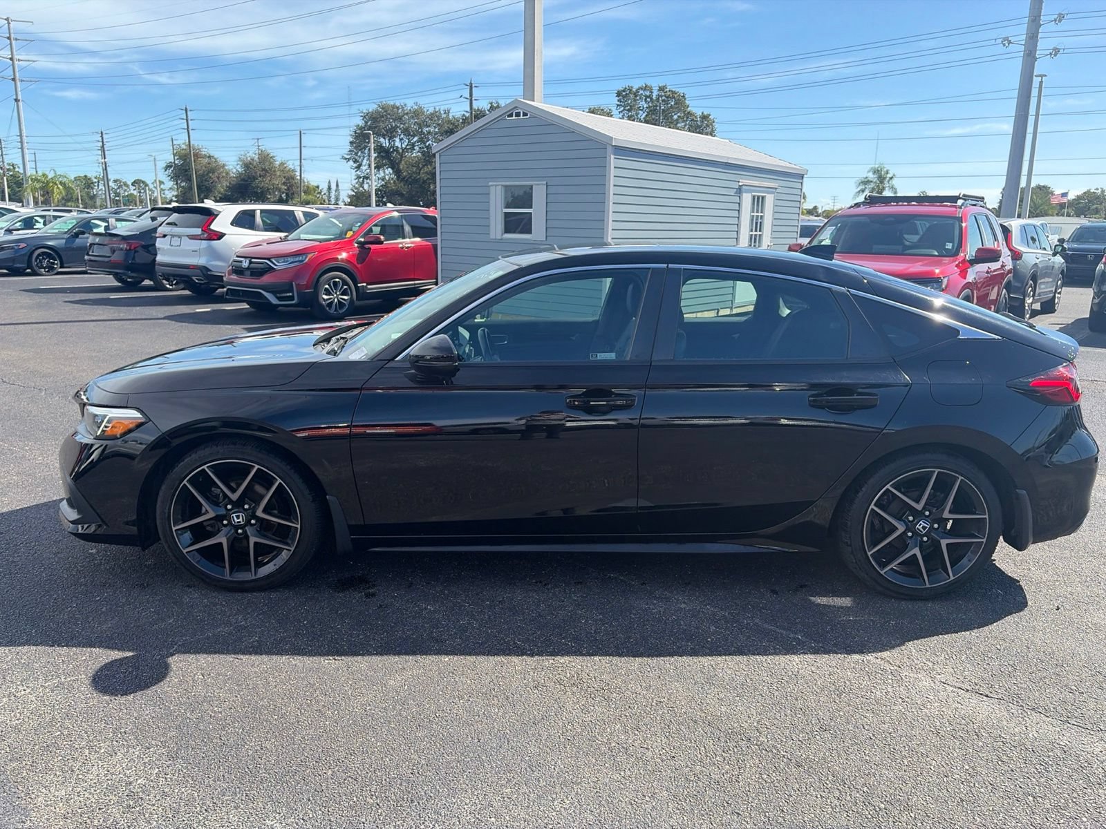 Used 2022 Honda Civic Sport Touring image 4