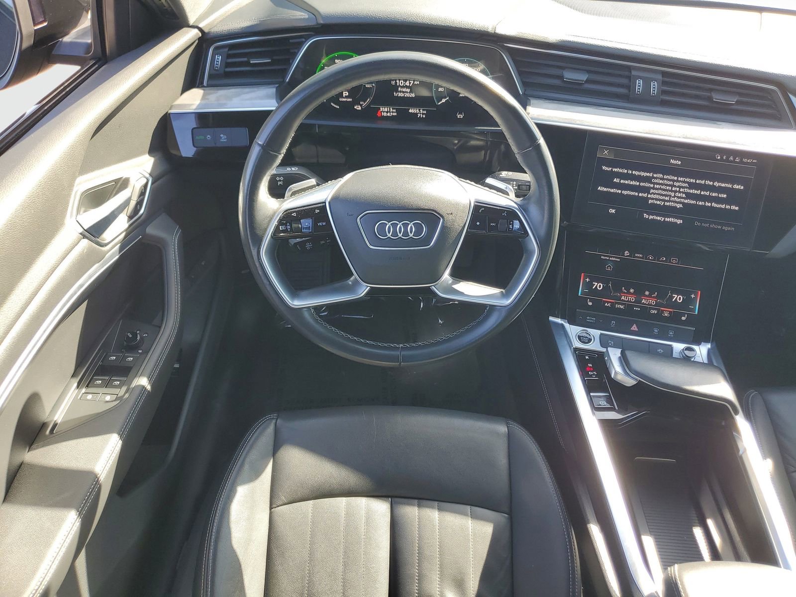 Used 2023 Audi e-tron Premium image 12