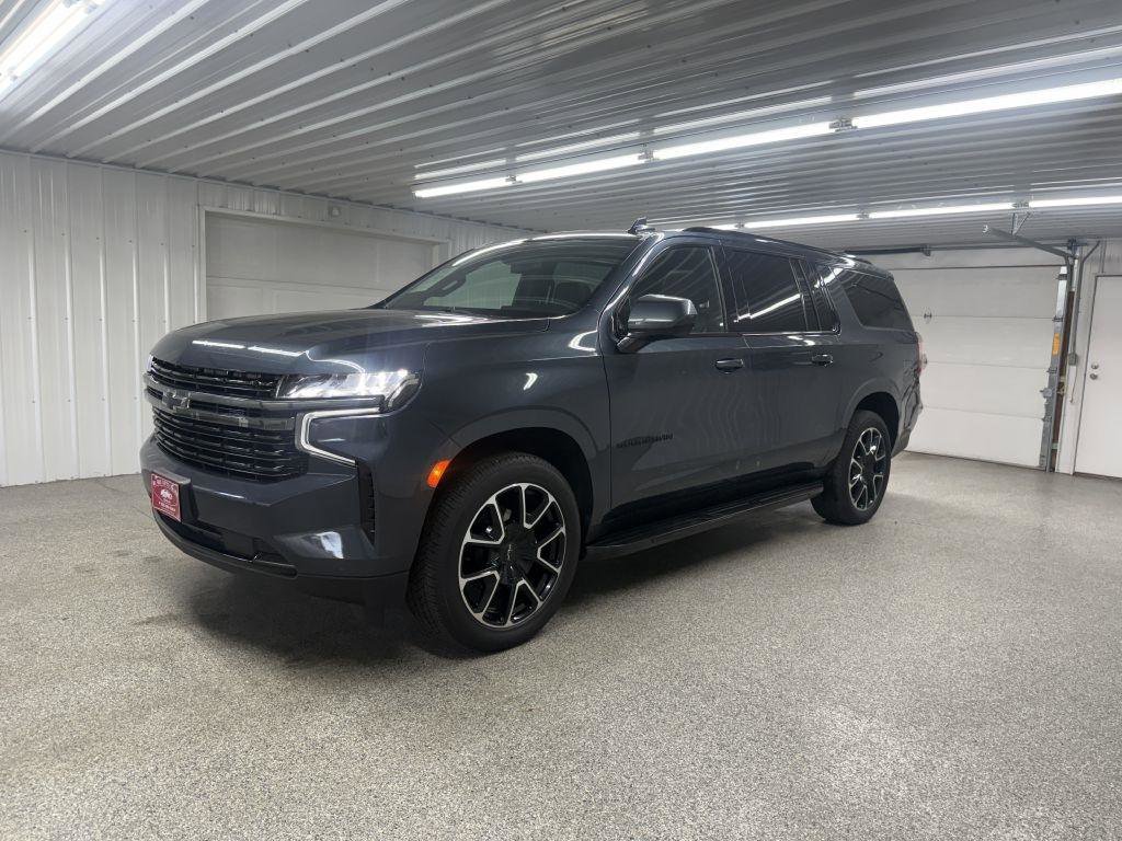 Used 2021 Chevrolet Suburban RST AWD/4WD image 3