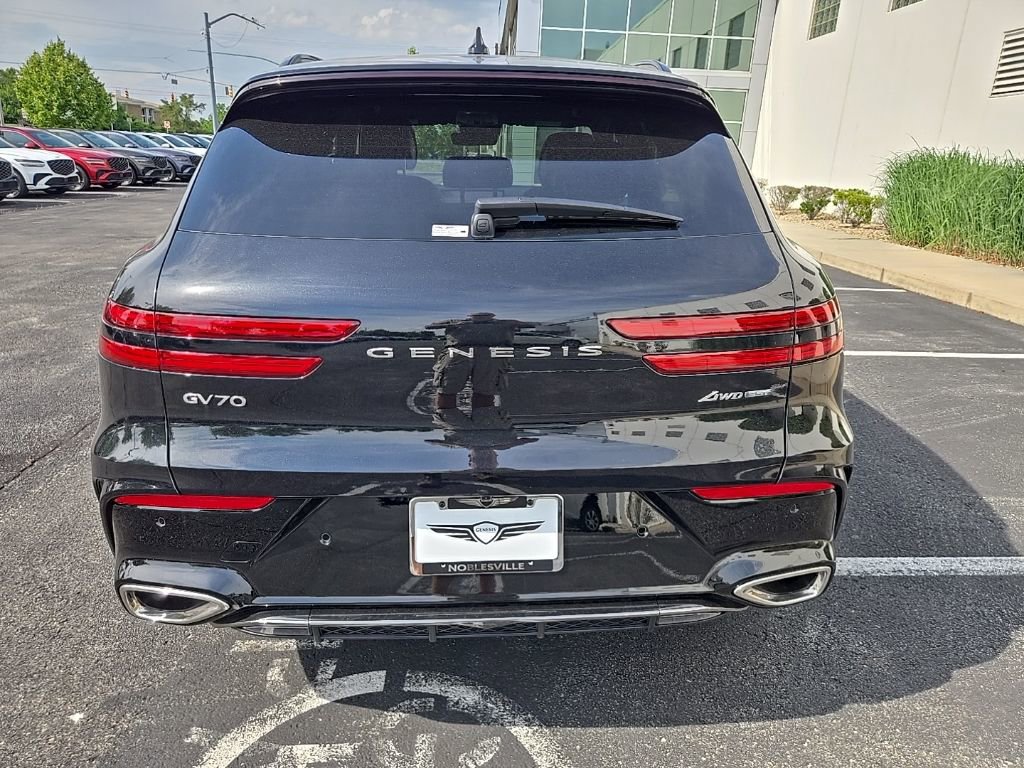 New 2026 Genesis GV70 3.5T Sport Prestige image 9