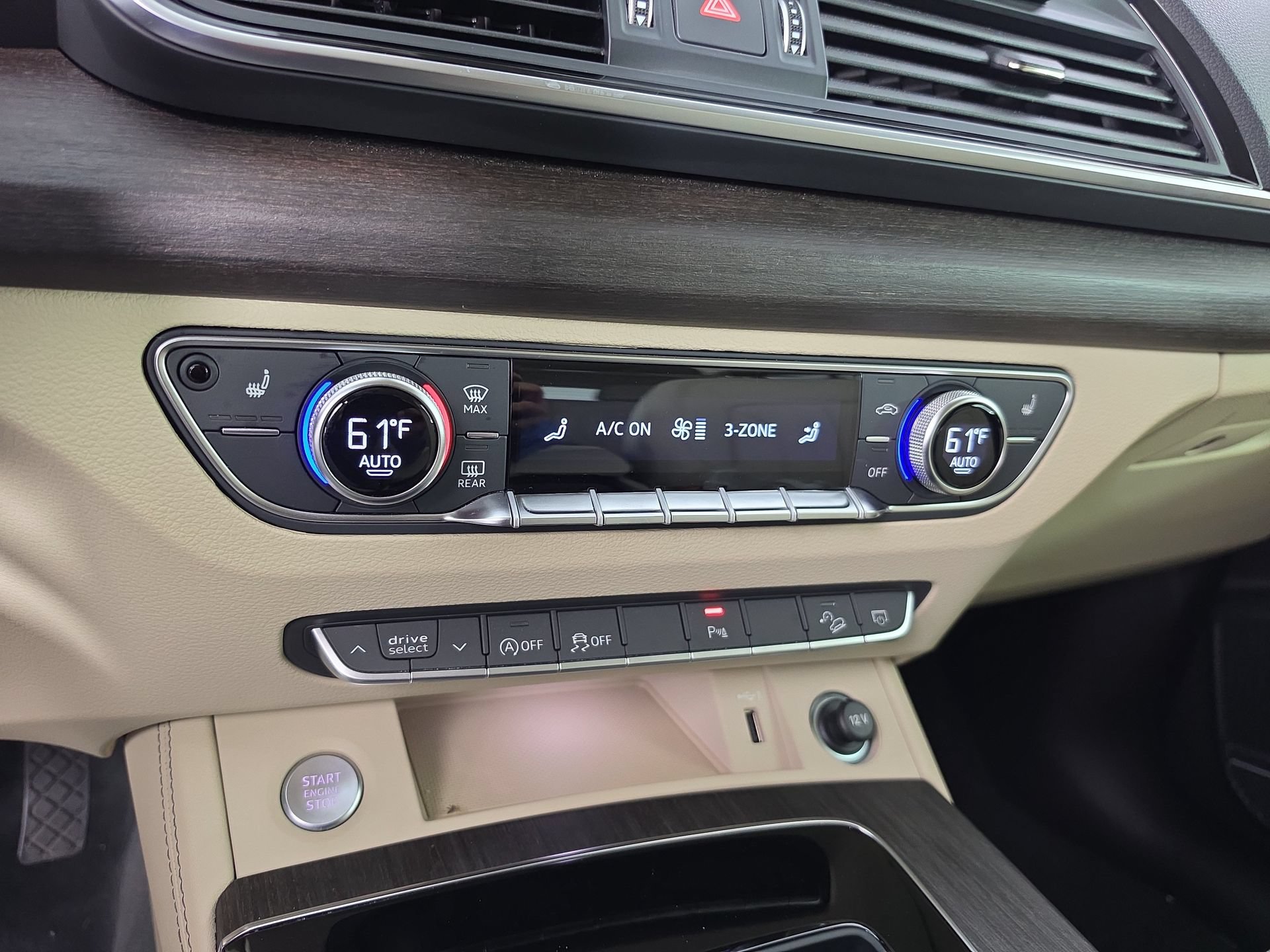 Certified 2023 Audi Q5 2.0T Premium Plus w/ Premium Plus Package AWD/4WD image 28