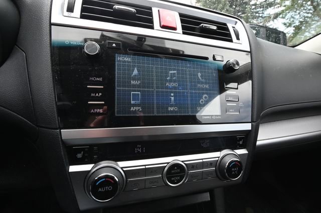 Used 2016 Subaru Outback 2.5i Premium image 10