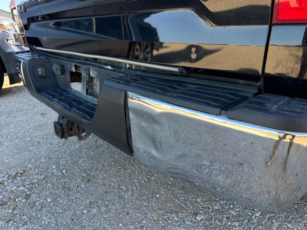 Used 2017 Toyota Tundra SR5 w/ SR5 Upgrade Package image 39