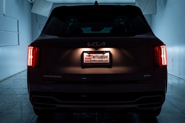 Used 2023 Kia Sorento SX image 40