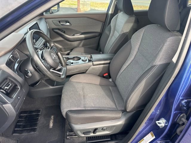 Used 2022 Nissan Rogue SV image 10