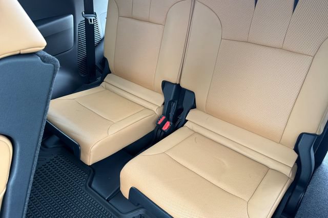 New 2026 Lexus LX 600 4WD w/ Appearance Package image 13
