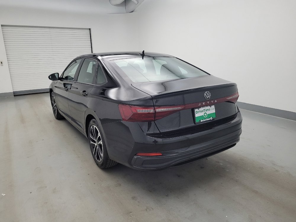 Used 2025 Volkswagen Jetta Sport FWD image 5