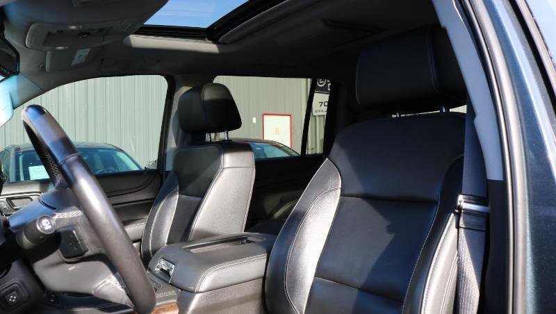 Used 2019 Chevrolet Suburban LT AWD/4WD image 11