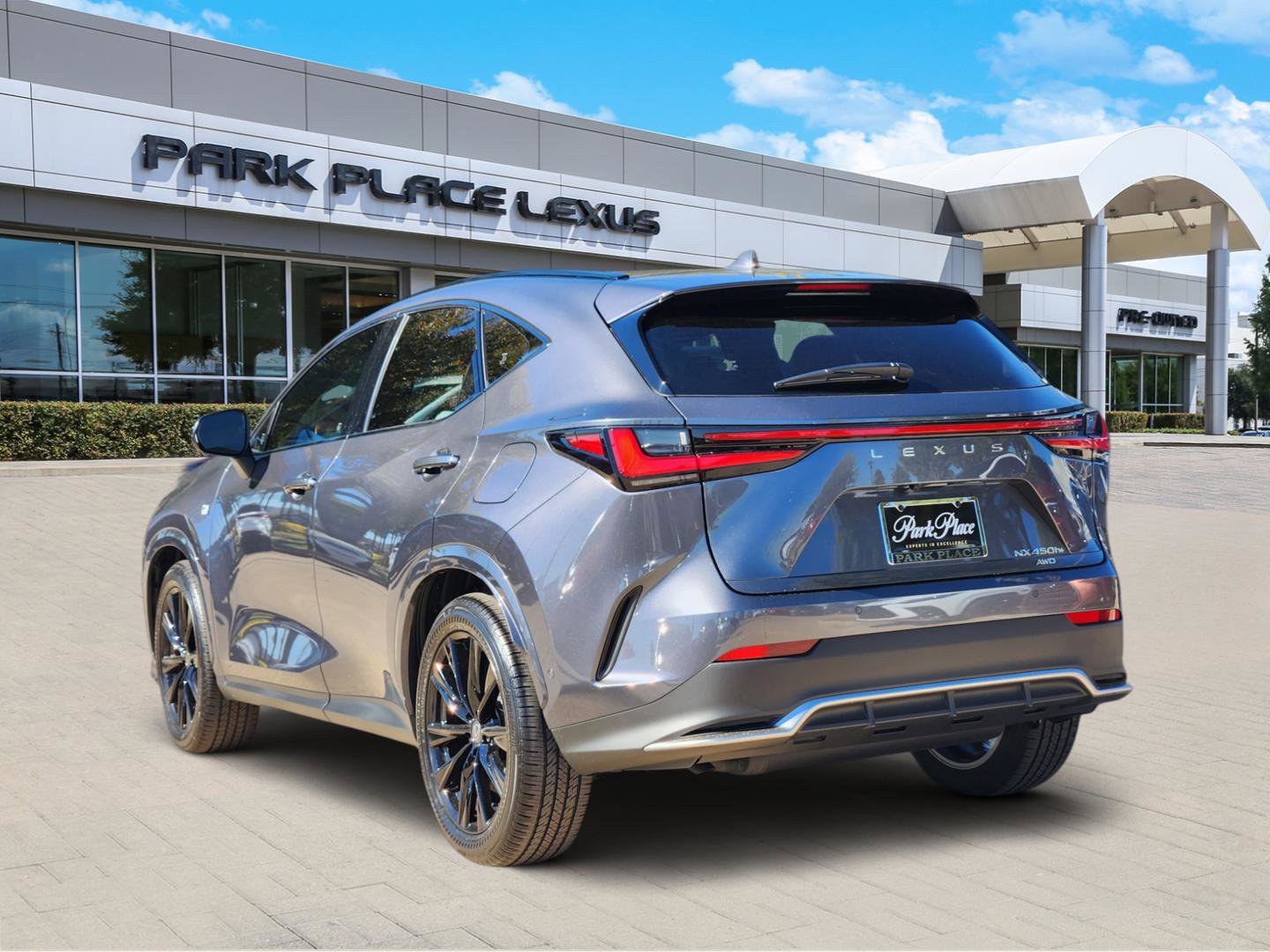 New 2026 Lexus NX 450h+ F Sport image 4