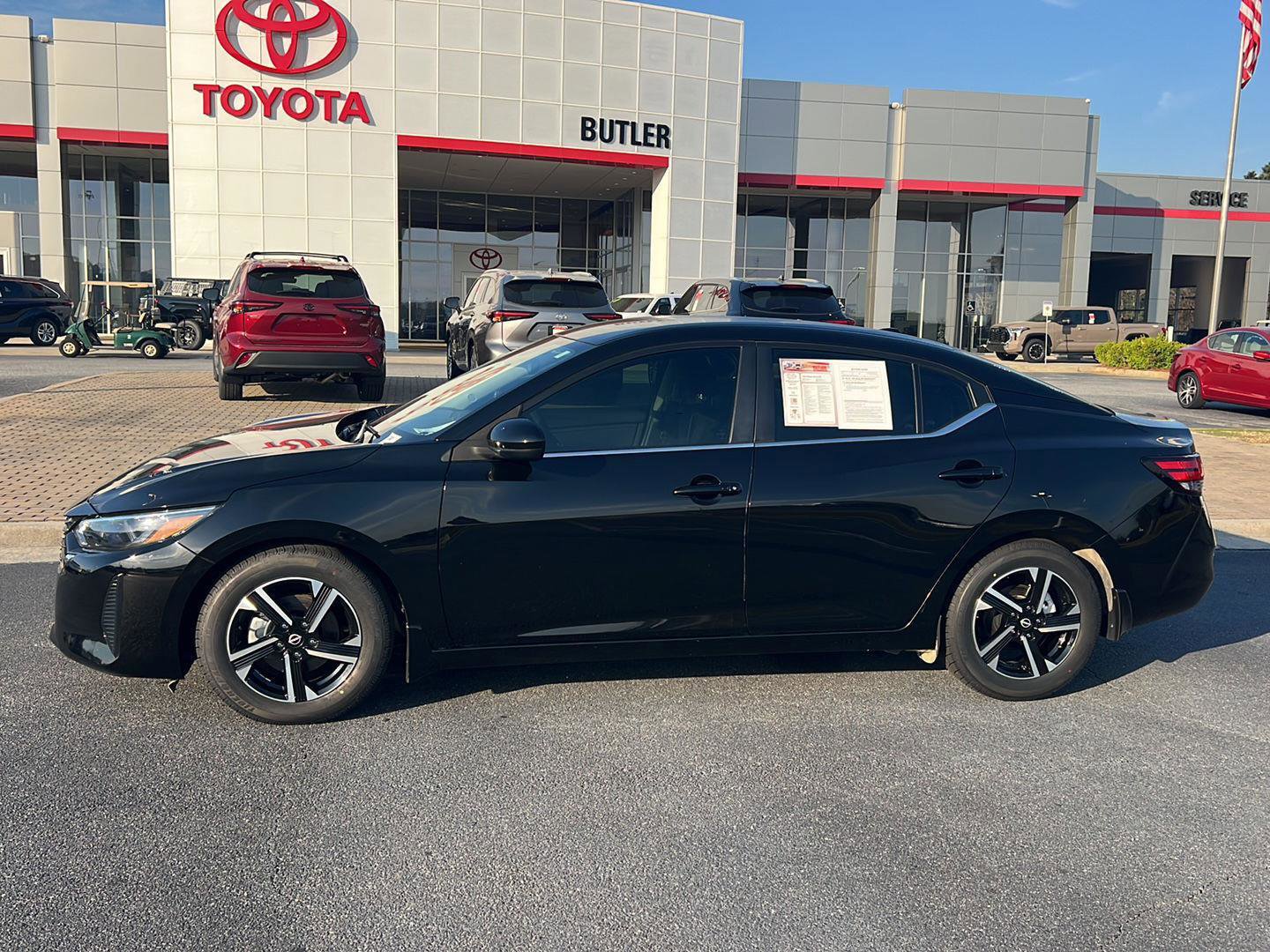 Used 2024 Nissan Sentra SV image 3