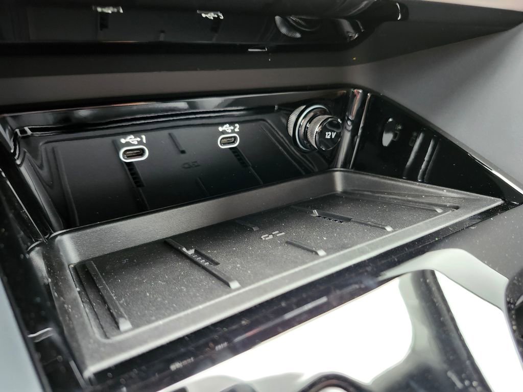 New 2025 Audi Q5 Premium Plus image 17