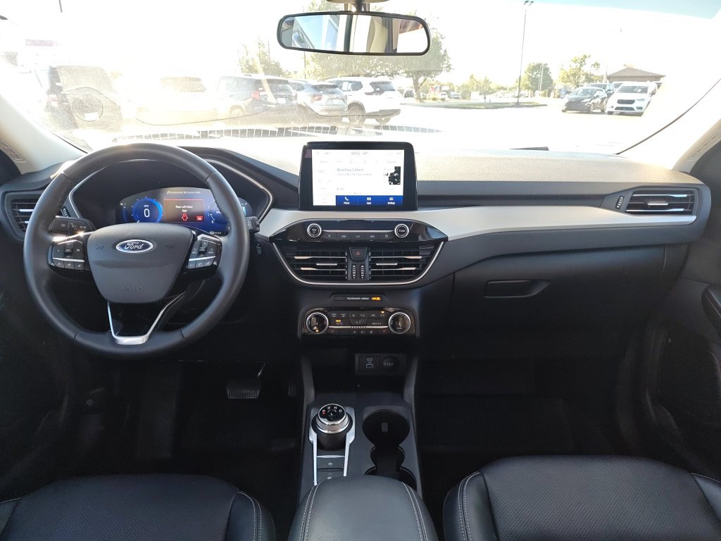 Used 2022 Ford Escape SEL w/ Technology Package AWD/4WD image 15