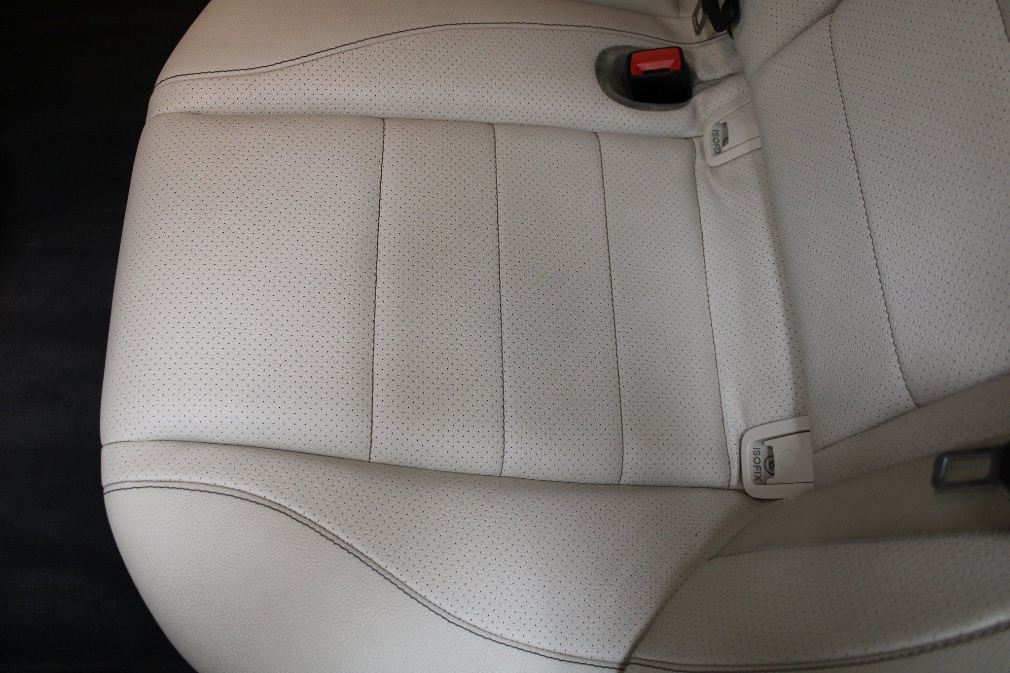 Used 2020 Mercedes-Benz GLE 350 4MATIC w/ Premium Package image 20