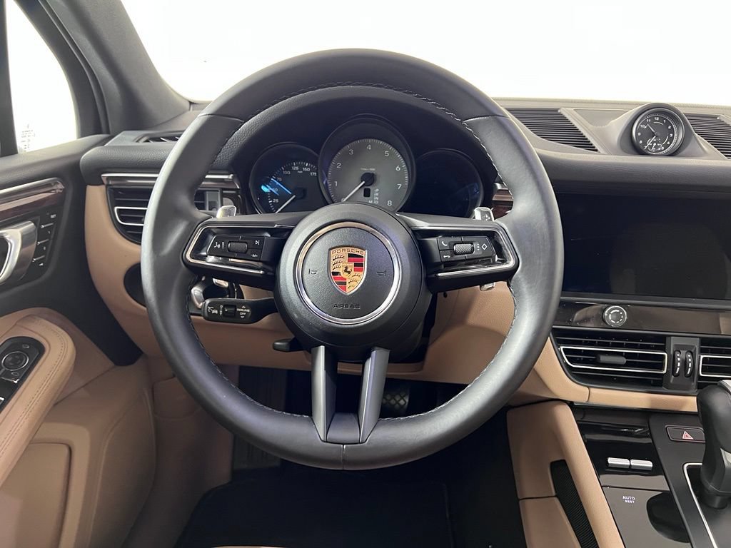 Certified 2023 Porsche Macan S AWD/4WD image 21