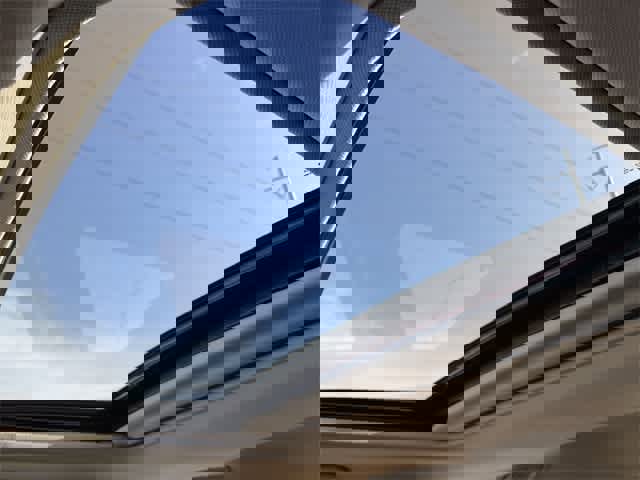 Used 2025 Toyota RAV4 XLE image 15