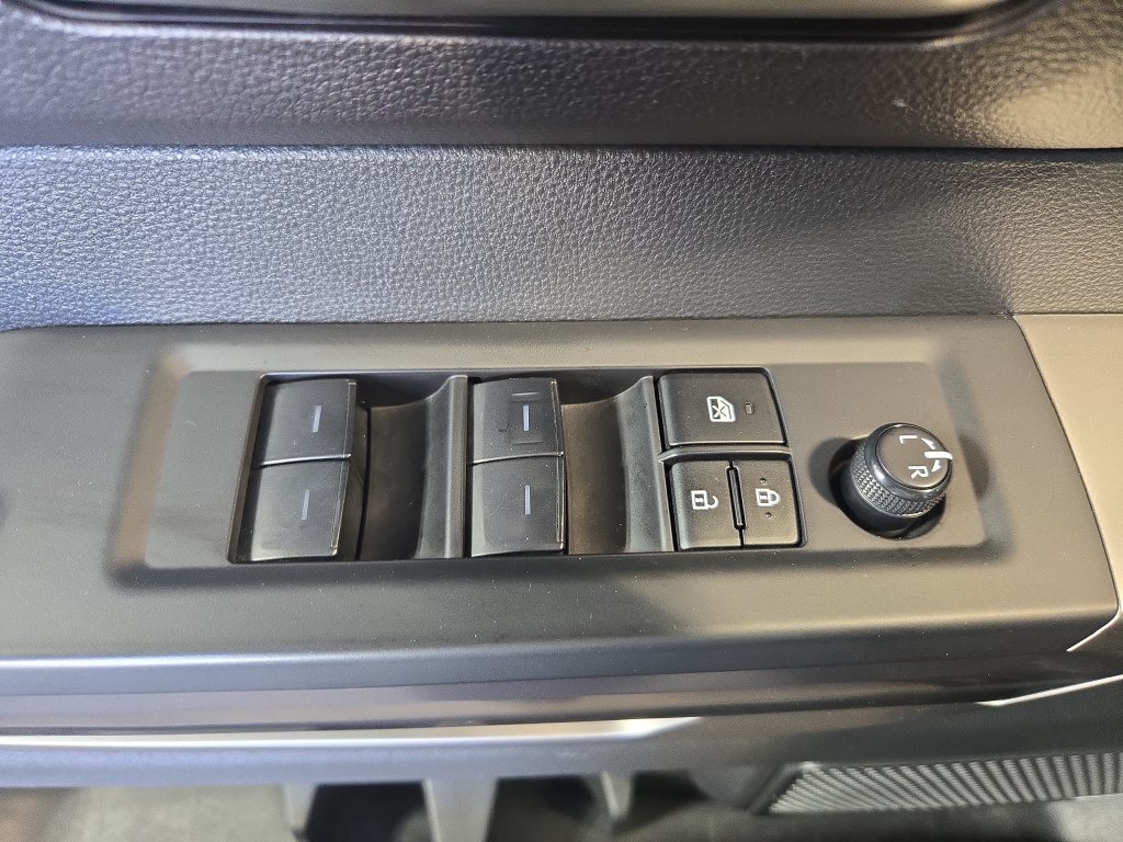 Used 2025 Toyota Tundra SR5 AWD/4WD image 30