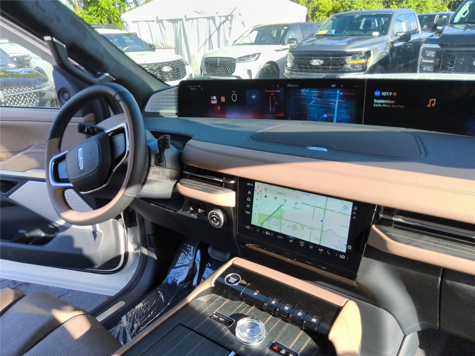 New 2027 Lincoln Navigator Black Label AWD/4WD image 29
