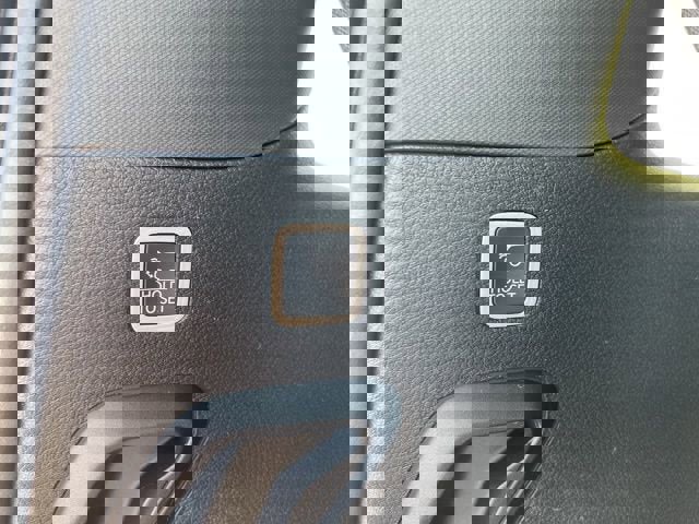 New 2025 Jeep Wagoneer 4WD w/ HD Trailer Tow Package image 19