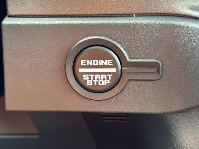 New 2026 Ford Bronco Badlands AWD/4WD image 32