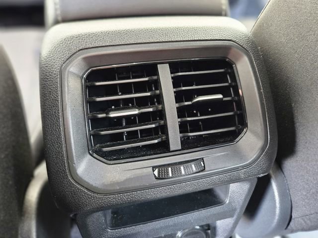 Used 2024 Volkswagen Tiguan S image 29