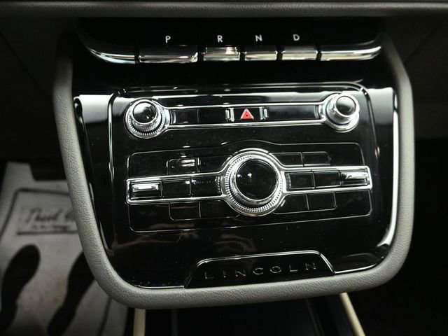 Certified 2022 Lincoln Corsair AWD w/ Equipment Group 101A image 18