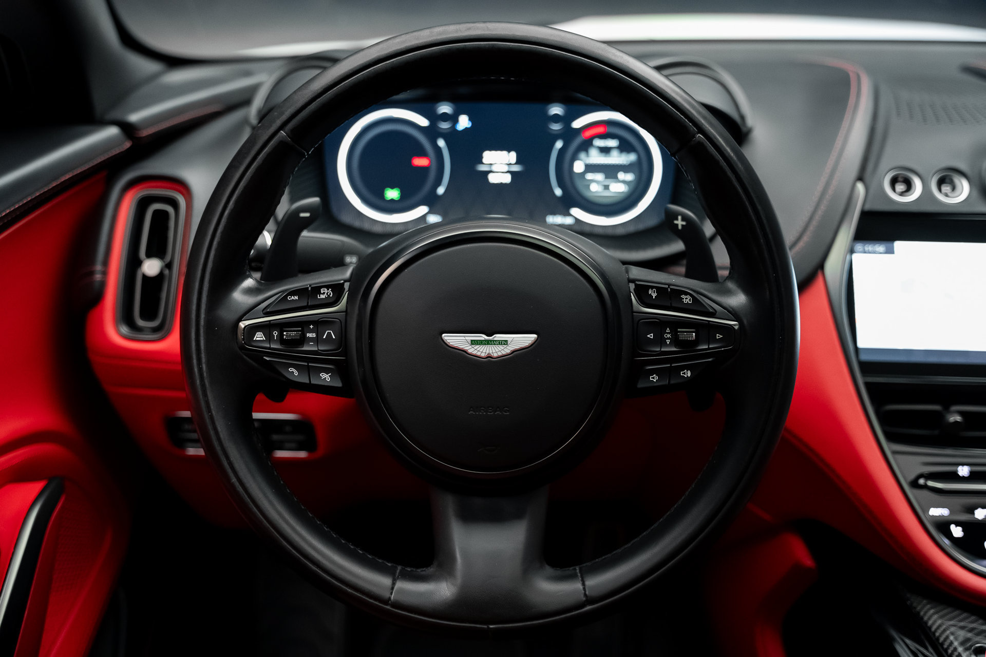 Used 2023 Aston Martin DBX 707 AWD/4WD image 43