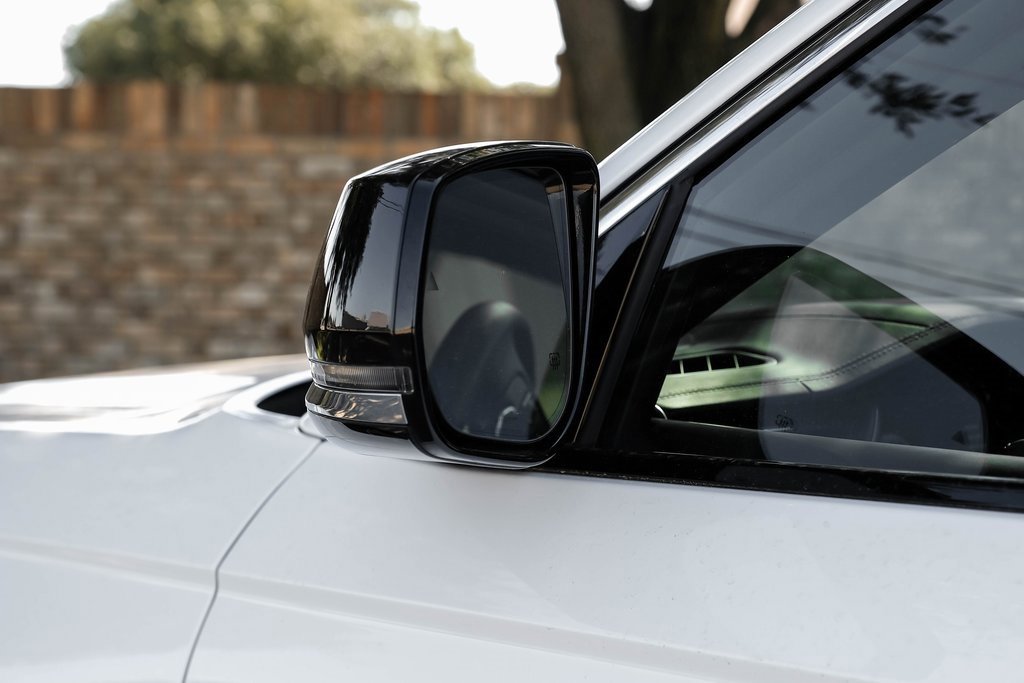 Used 2022 Jeep Grand Cherokee L Overland w/ MOPAR Finishing Package image 54