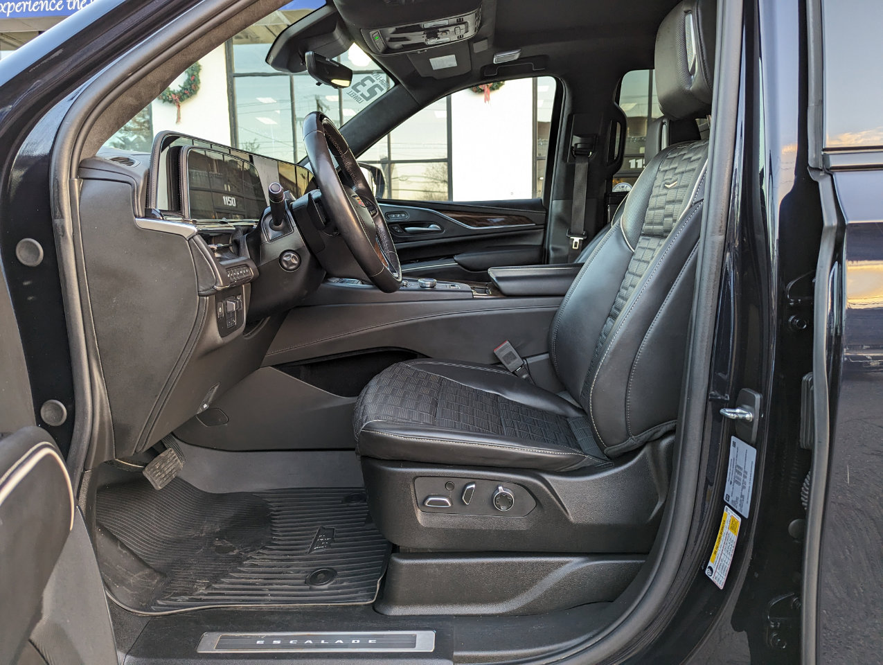 Used 2023 Cadillac Escalade Sport Platinum w/ LPO, Floor Liner Package image 12