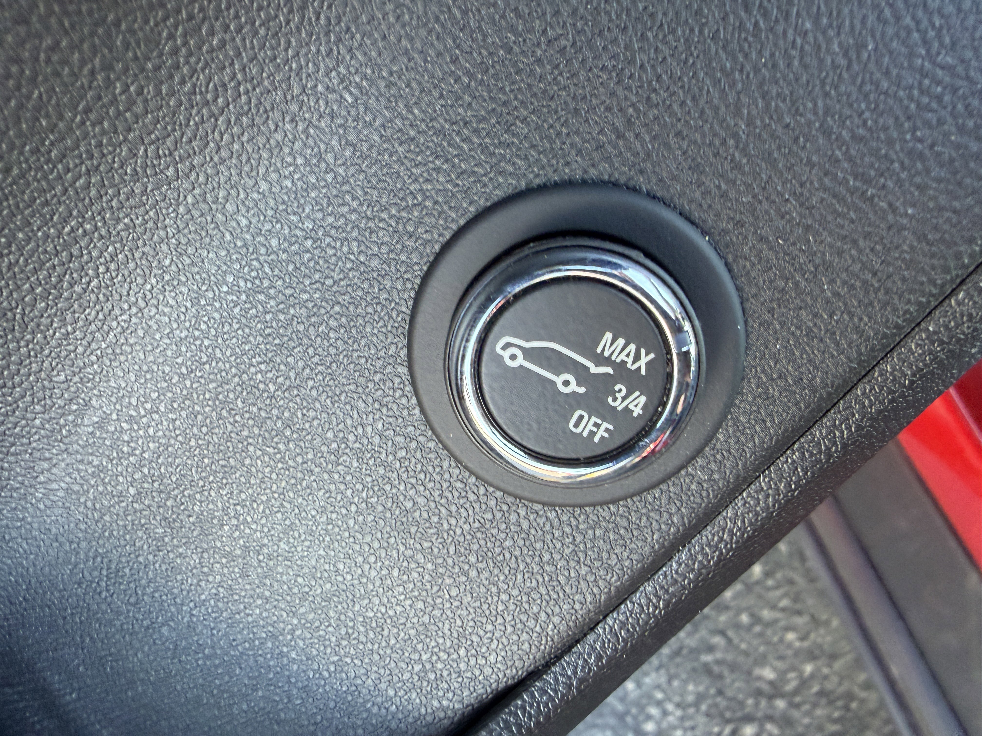 Used 2024 Chevrolet Blazer LT w/ Convenience Package image 15