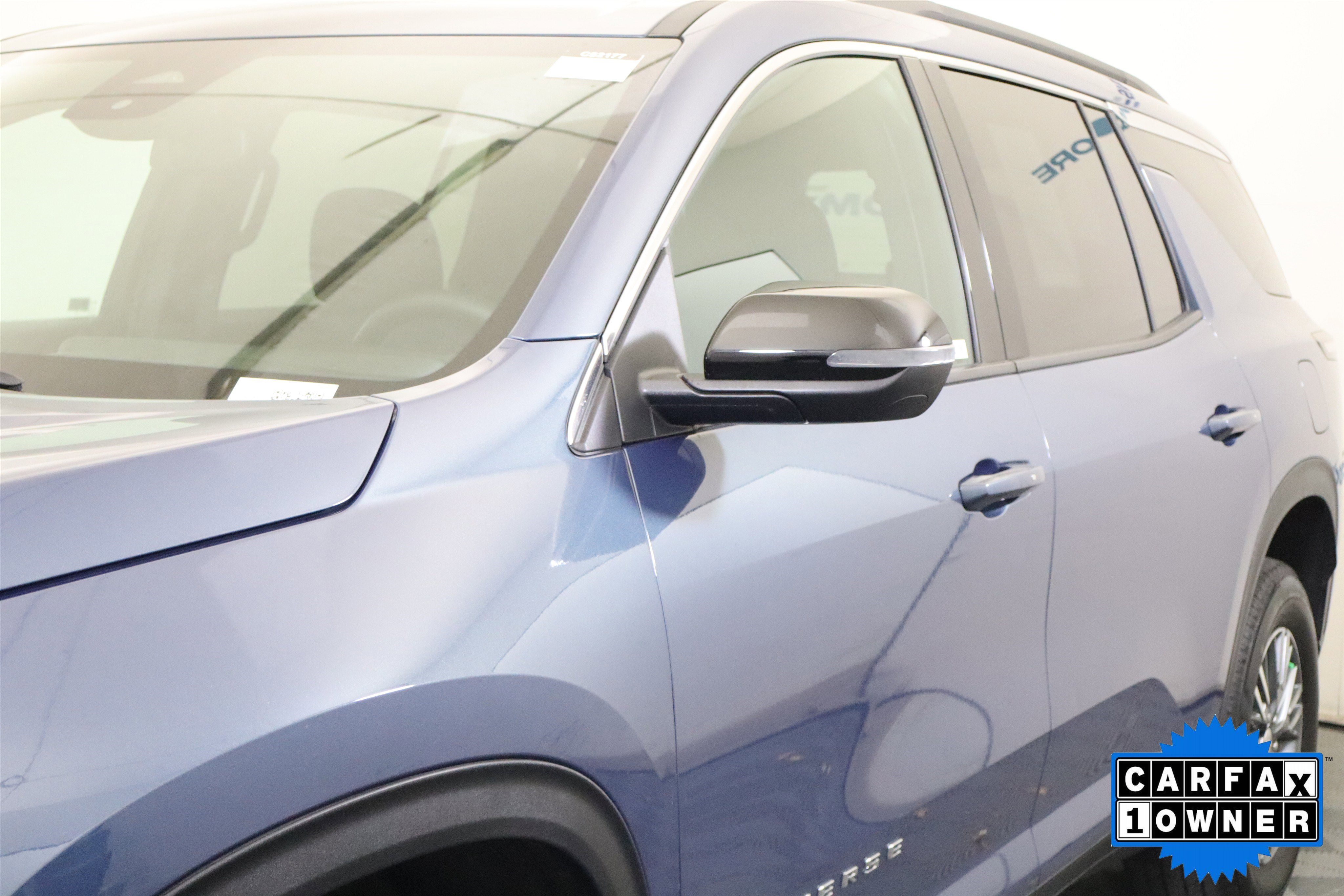 Used 2025 Chevrolet Traverse LT image 12