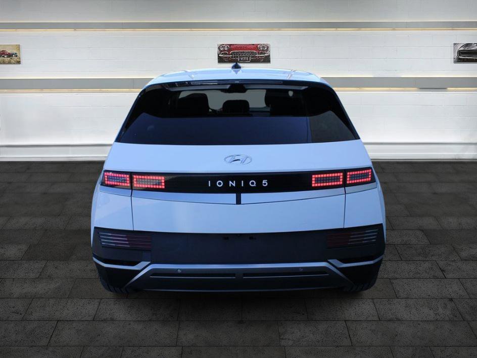 Used 2022 Hyundai Ioniq 5 SE w/ Cargo Package image 6