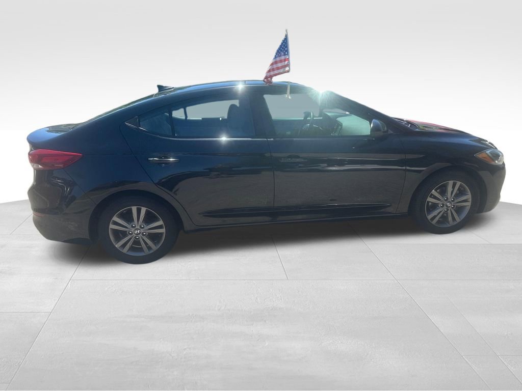 Used 2017 Hyundai Elantra SE FWD image 23