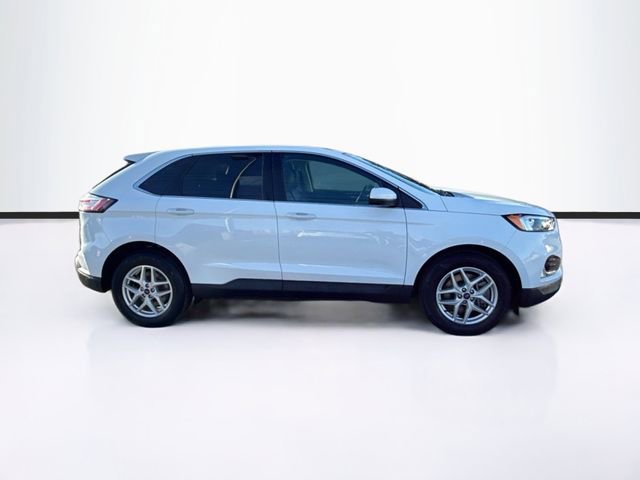 Certified 2022 Ford Edge SEL w/ Convenience Package image 9