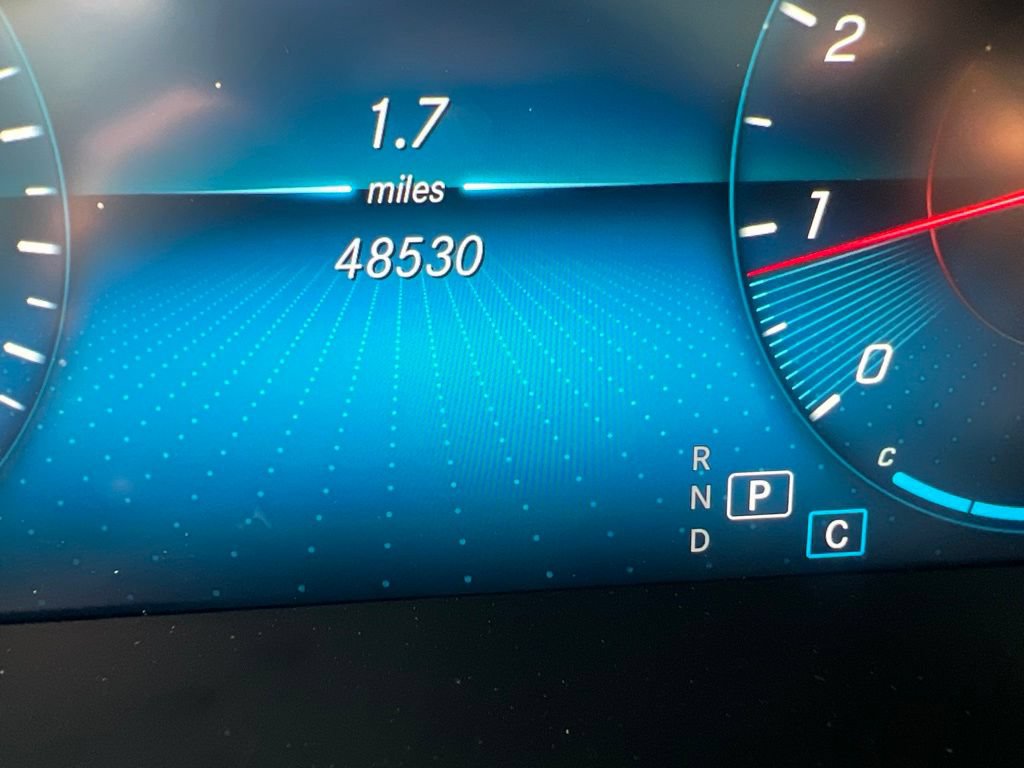 Used 2021 Mercedes-Benz GLC 300 w/ AMG Line image 31