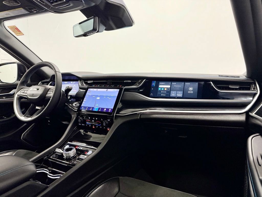 Used 2023 Jeep Grand Cherokee Trailhawk w/ Advanced Protech Group II image 28