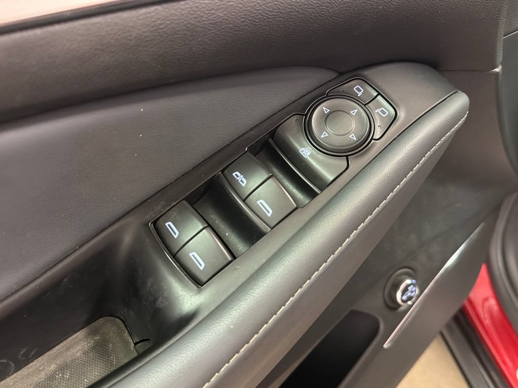 Used 2024 Buick Enclave Essence w/ Sport Touring Edition FWD image 23