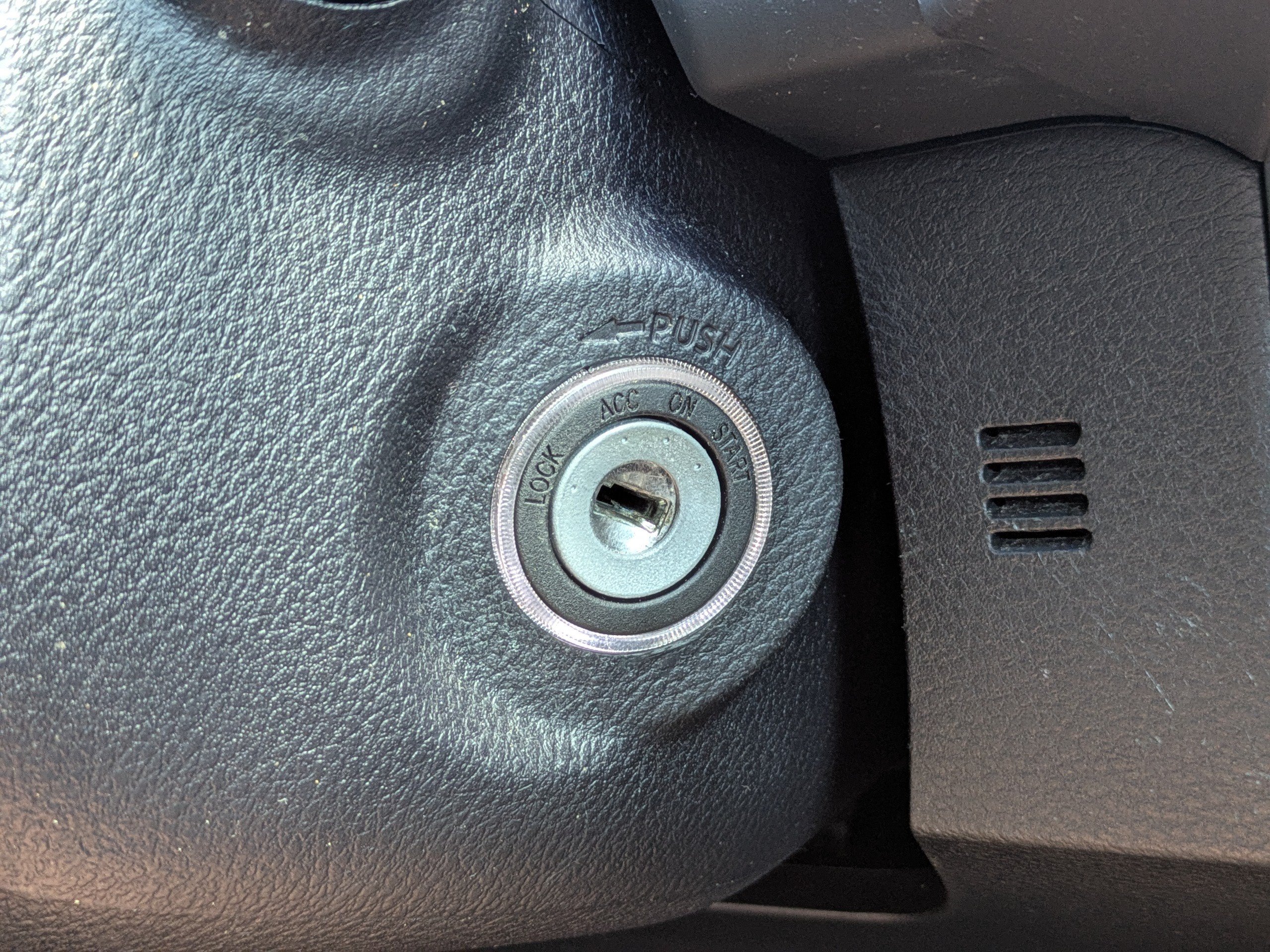Used 2022 Toyota Tacoma SR5 RWD image 31