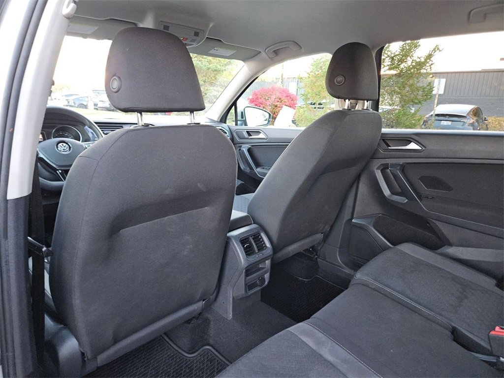 Used 2021 Volkswagen Tiguan S image 27