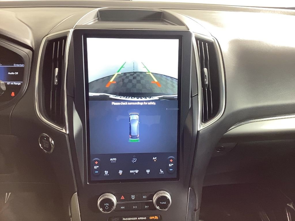 Used 2022 Ford Edge Titanium image 27