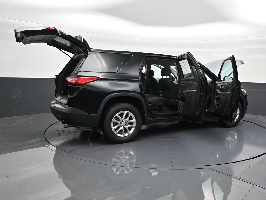 Used 2019 Chevrolet Traverse LS image 32