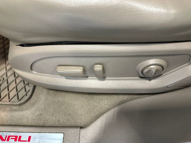 Used 2015 GMC Acadia Denali image 33