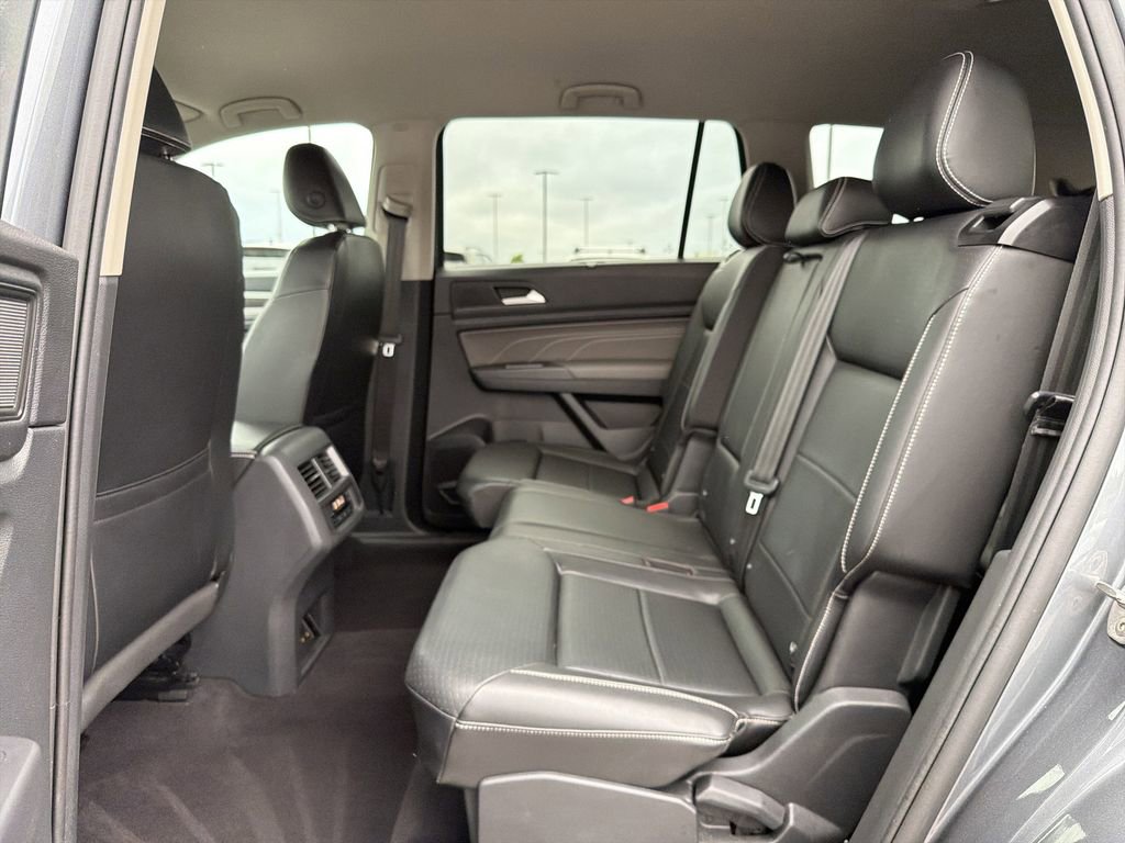 Used 2021 Volkswagen Atlas SE image 13