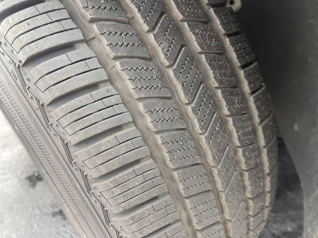 Used 2021 Chevrolet Traverse Premier image 29