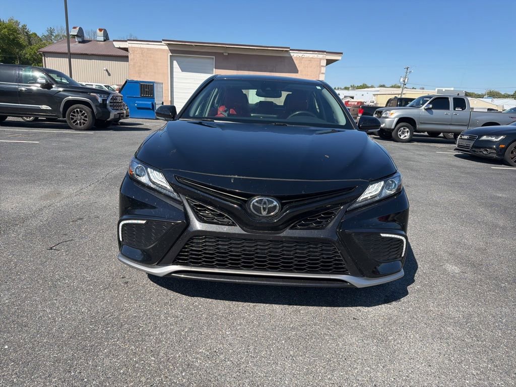 Used 2024 Toyota Camry XSE FWD image 8
