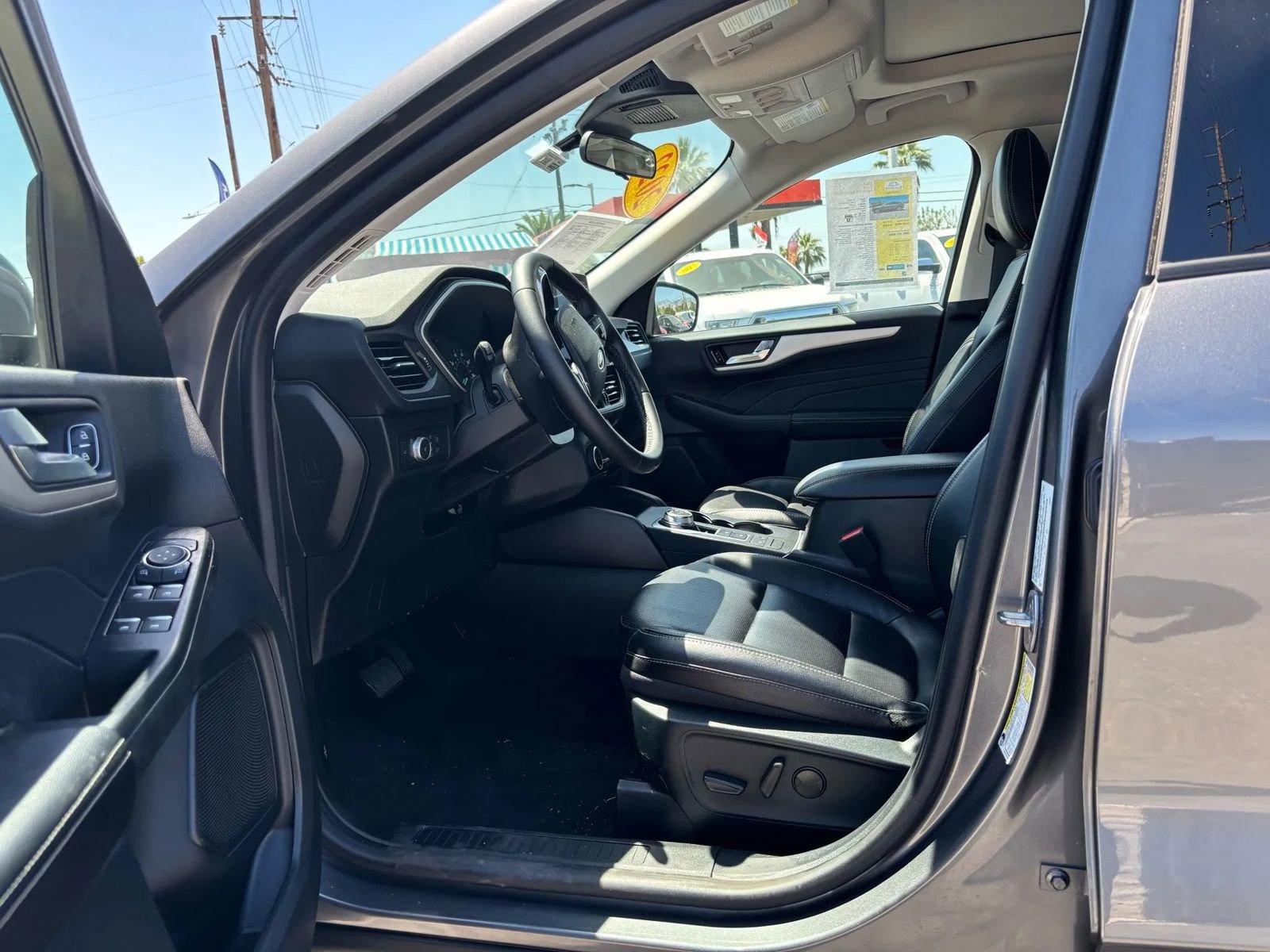 Used 2022 Ford Escape SEL image 20