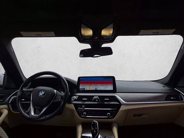 Used 2021 BMW 530i w/ Premium Package RWD image 15