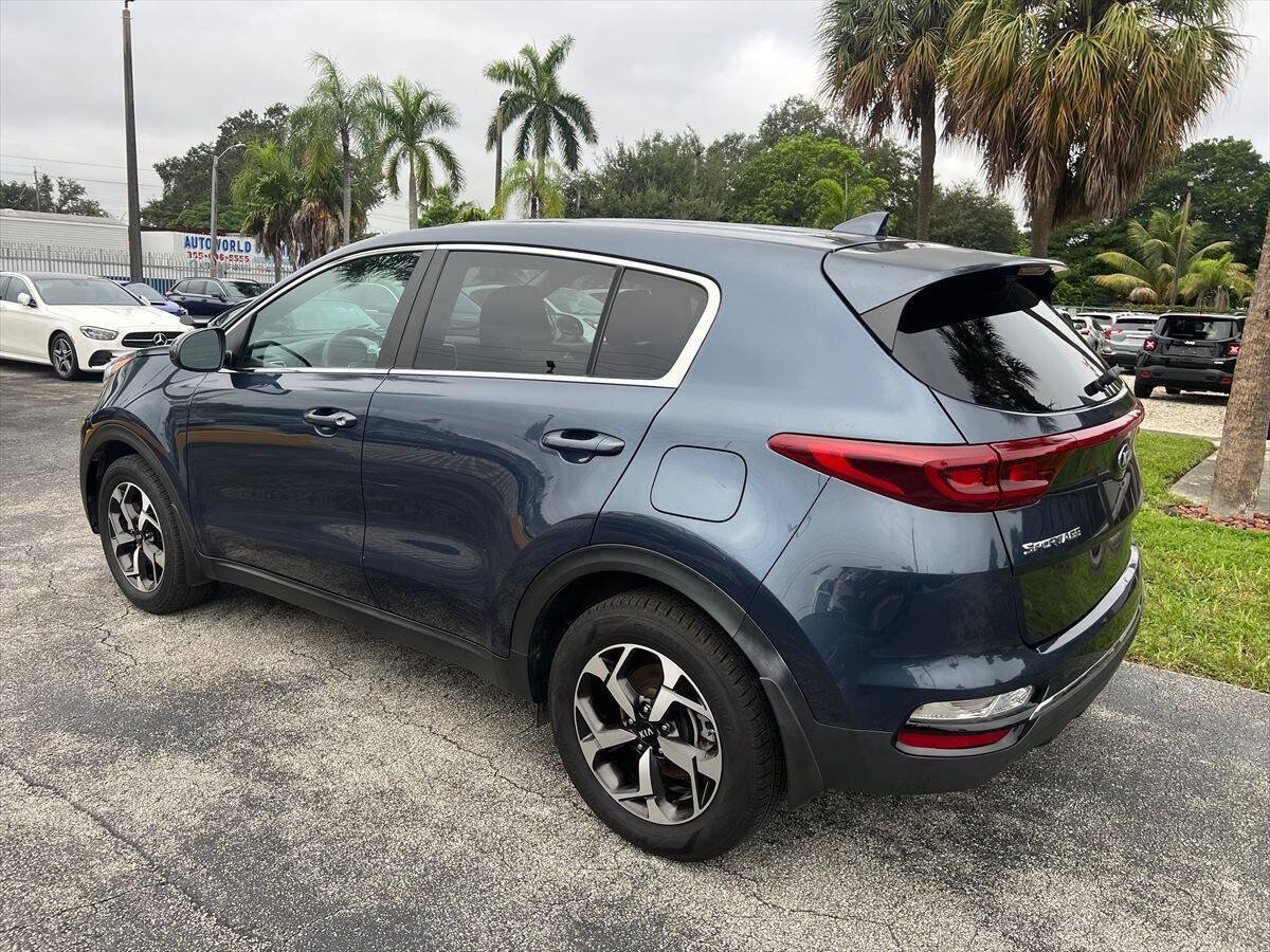 Used 2022 Kia Sportage LX FWD image 7